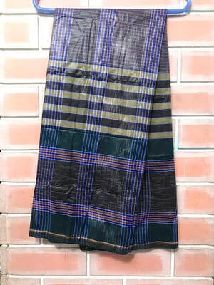 Black and Blue Checkered Pattern: Sirajganj Cotton Lungi | Palli_img_1